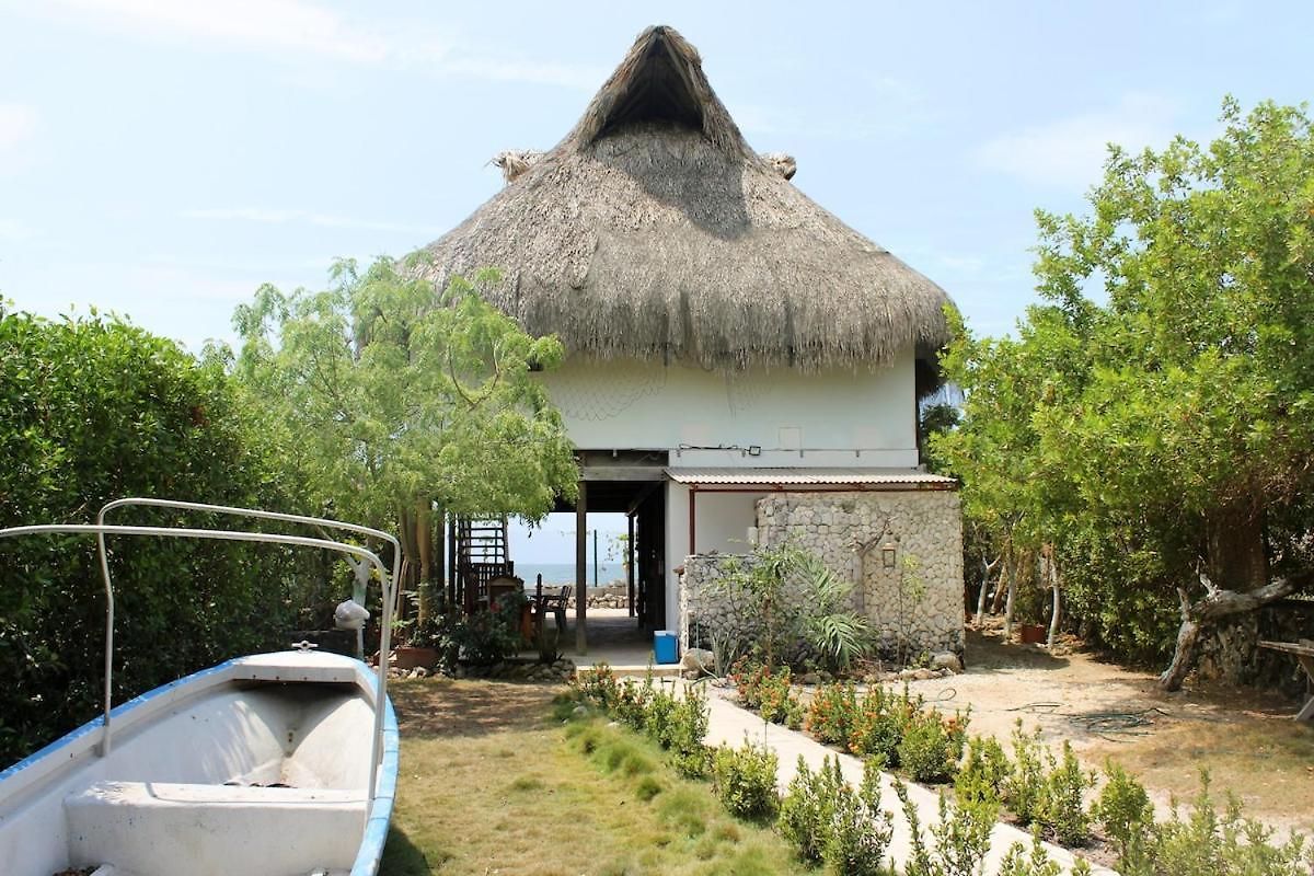 Suemar De Playa En Isla De Tierra Bomba * Cartagena