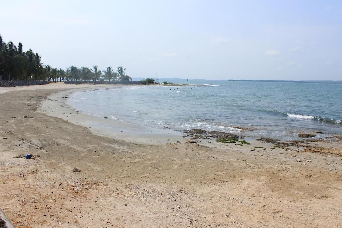 Suemar De Playa En Isla De Tierra Bomba