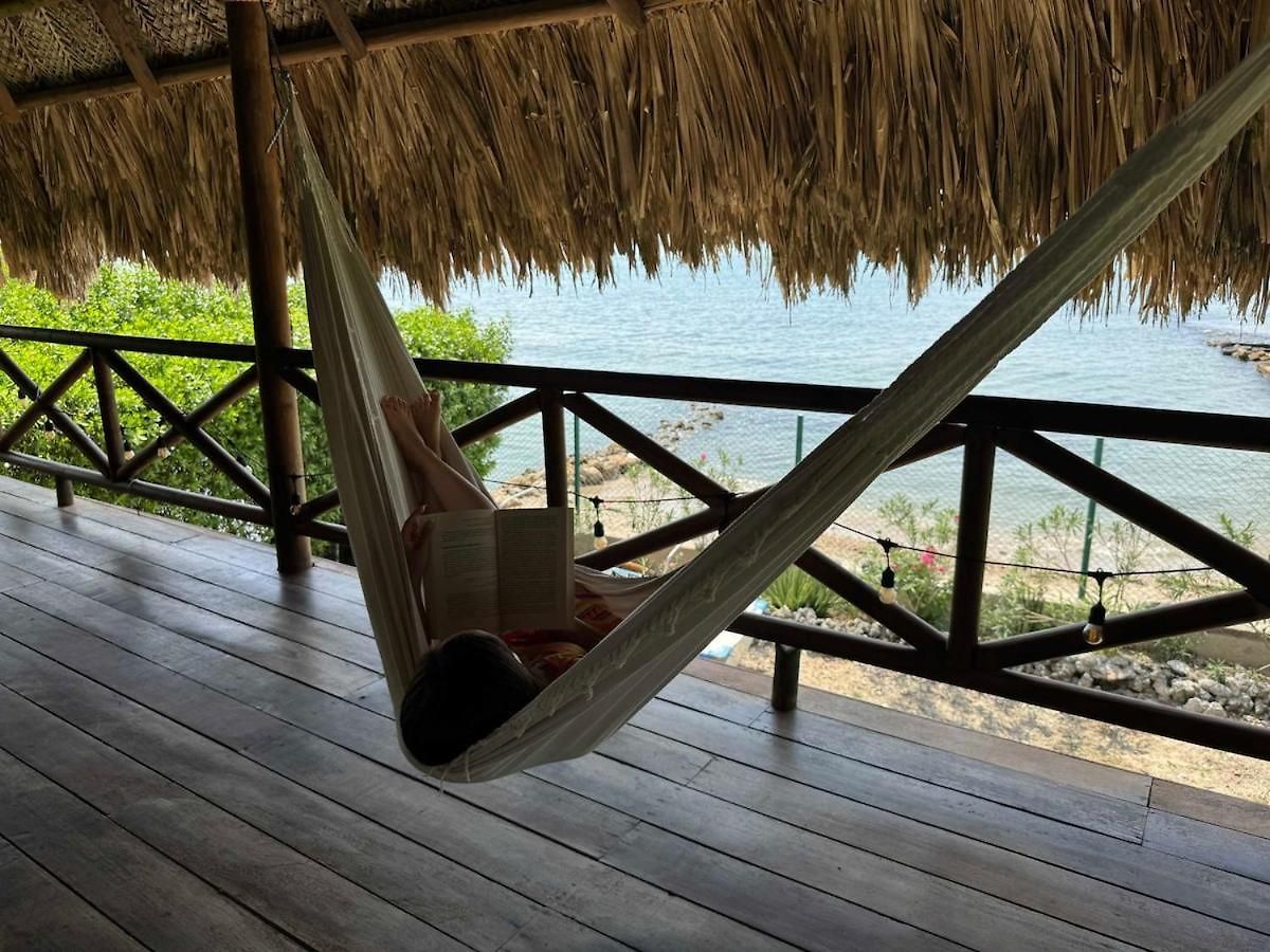 Suemar De Playa En Isla De Tierra Bomba Cartagena