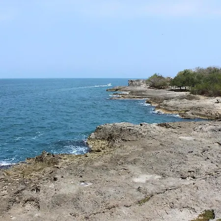 Holiday home Suemar De Playa En Isla De Tierra Bomba Cartagena