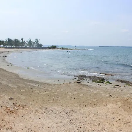 Suemar De Playa En Isla De Tierra Bomba