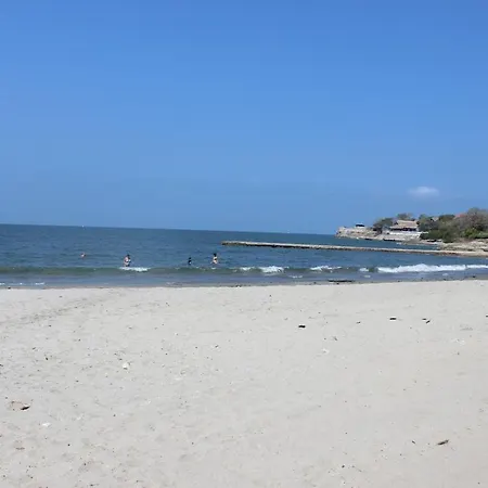 Suemar De Playa En Isla De Tierra Bomba * Cartagena